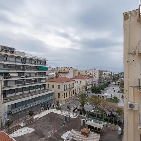 アパート Blue Tourmaline Downtown Flat カラマタ