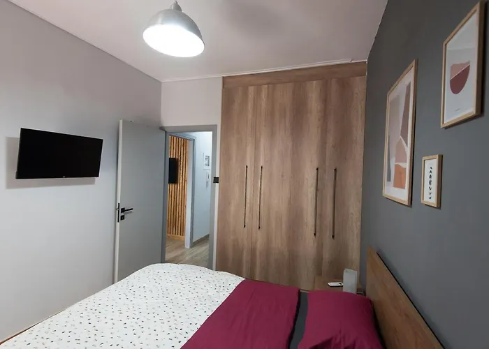 Blue Tourmaline Downtown Flat Каламата